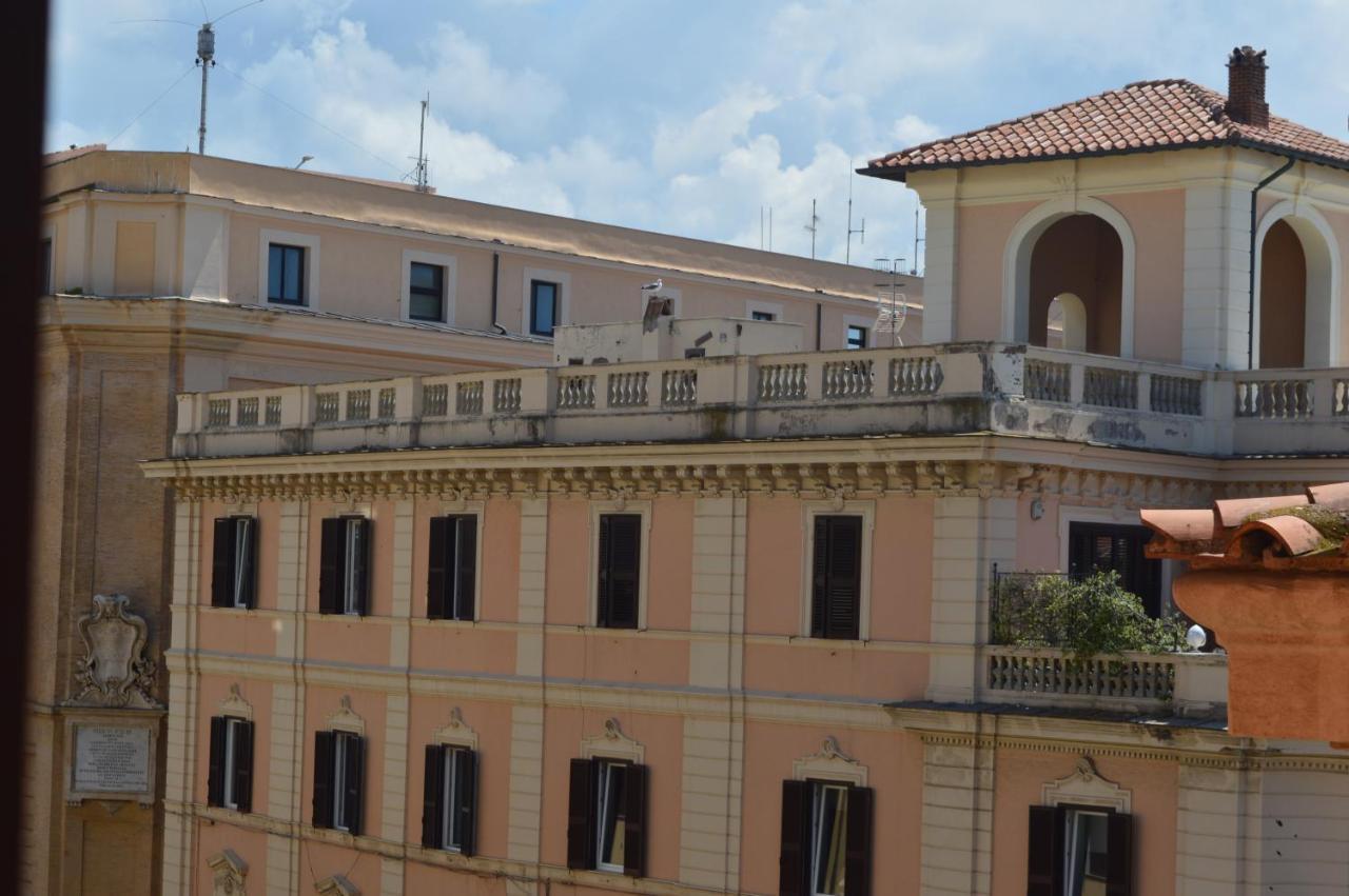 Domus Cavour Apartment Civitavecchia Exterior photo